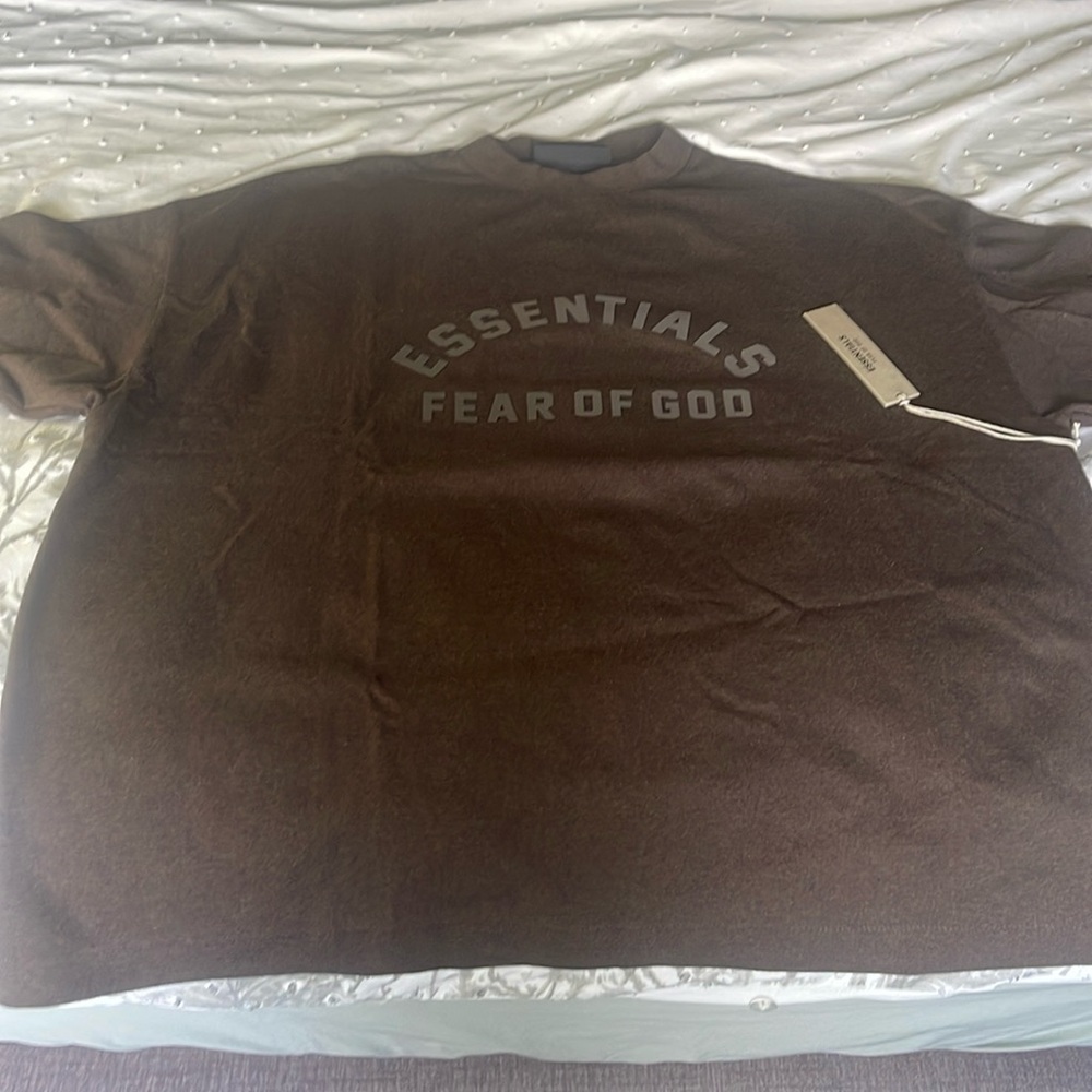 Essential Fear Of God Shirt. NEVER WORN. BRAND NEW. WITH TAG